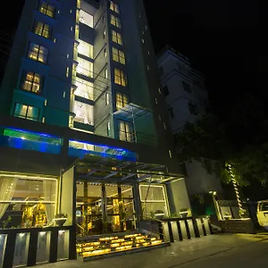 comfort-inn.hotels-in-dhaka.com/