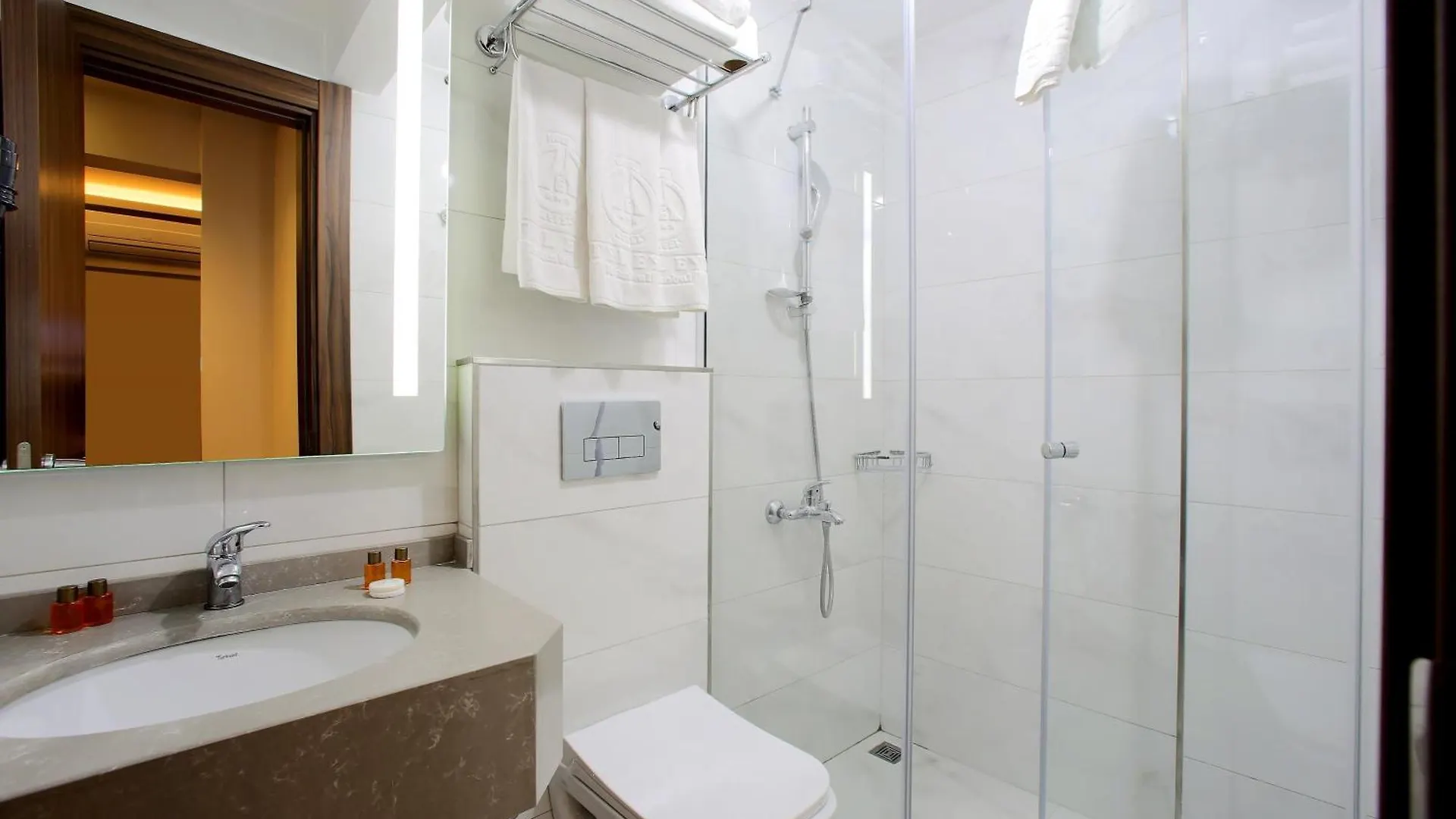 Hotel Eyfel Istanbul 3*,